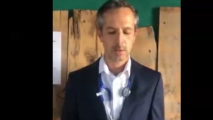 Discours d’un médecin conscient : « Je rend ma blouse et je m’en lave les mains ! Je suis souverain et intègre. »
