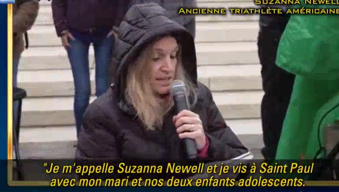 Des personnes célèbres souffrent d'effets indésirables et meurent après avoir été vaccinées